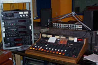 CKUT-studio-console